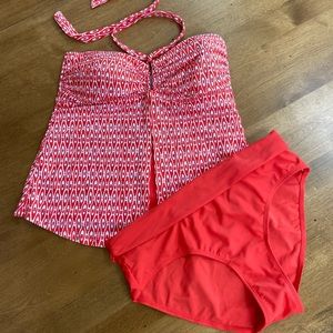 Jones New York halter top bathing suit, size 10.